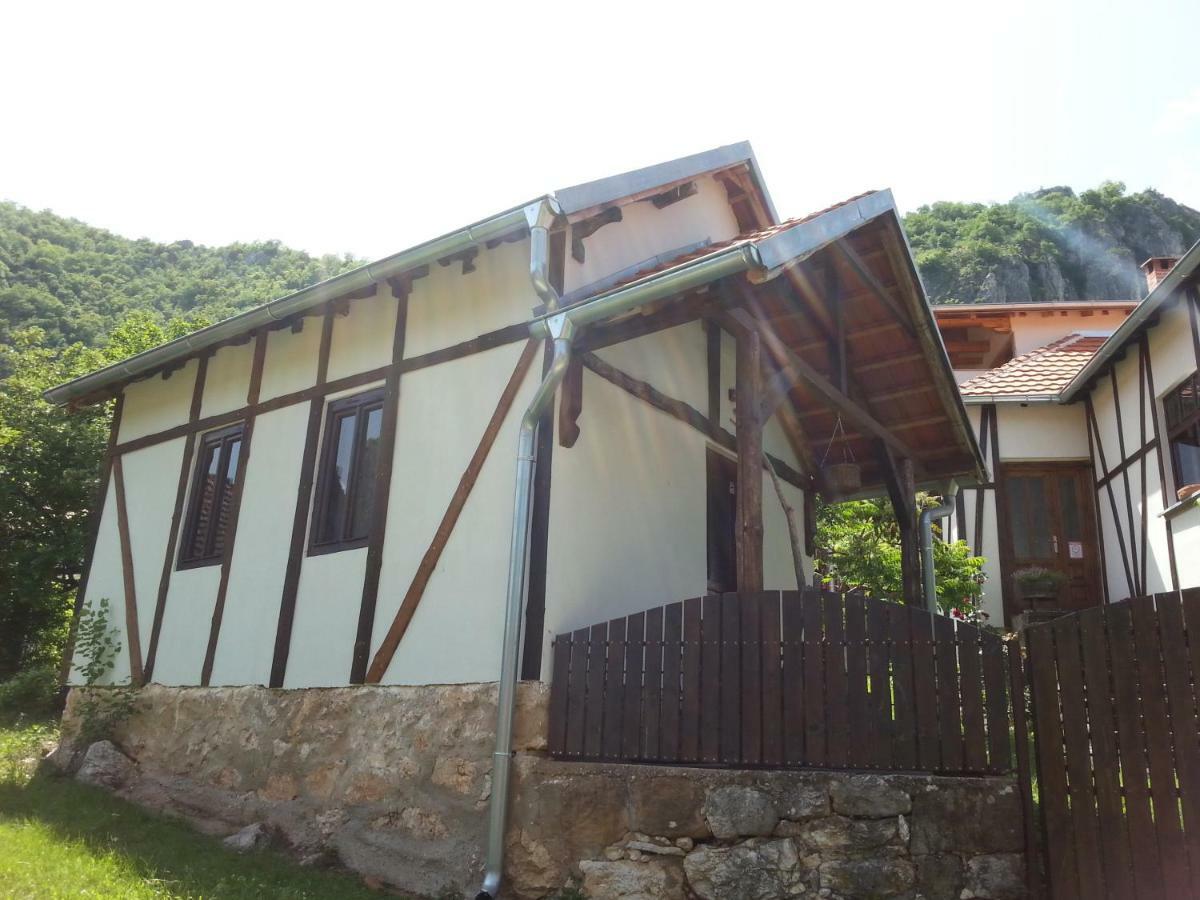 Golemi Kamik Pirot Villa Ngoại thất bức ảnh